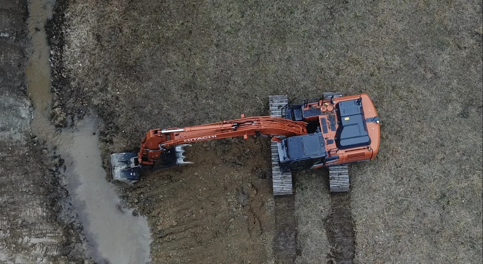 Land Grade Solutions grading contractor at work in western North Carolina